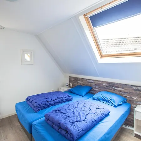 Lovely With Jetty Near Ijsselmeer Holiday home Medemblik