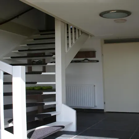Holiday home Lovely With Jetty Near Ijsselmeer *